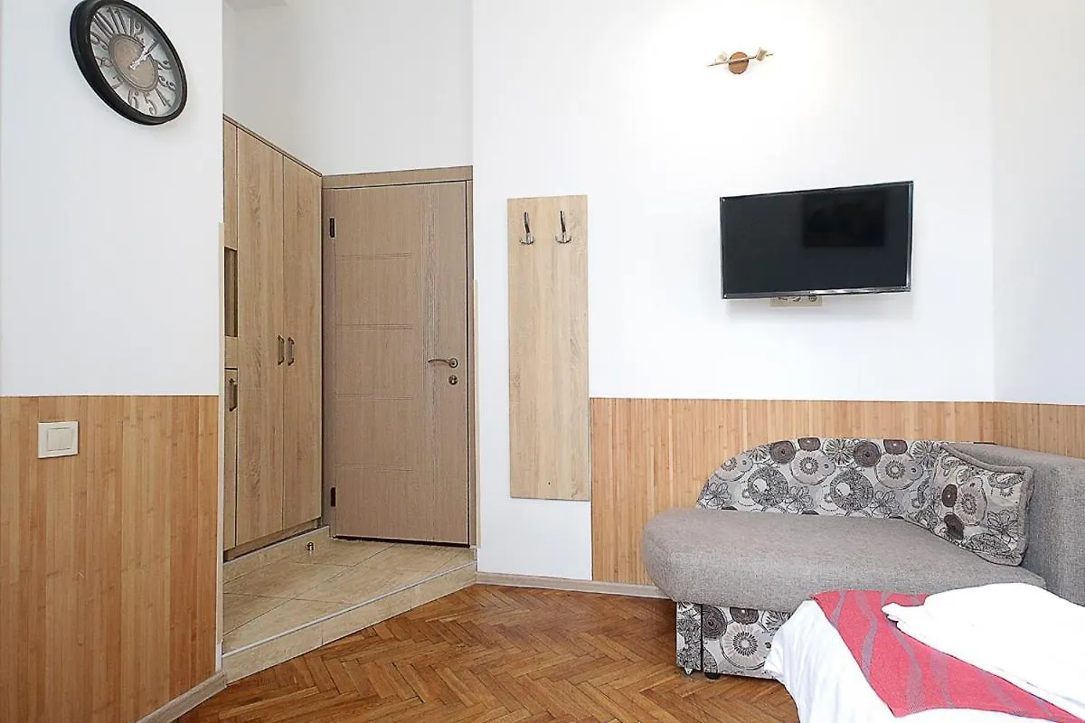 Buk Apartments On Doroshenka 29 Lviv 0*,